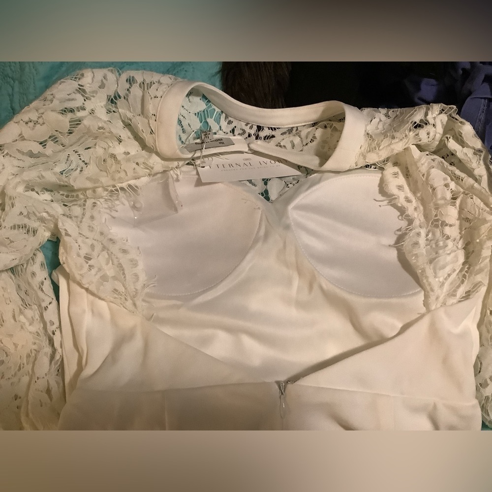 NWT The Clothing Company Eternal Ivory Lace Wedding Dress Size M - Picture 3 of 4